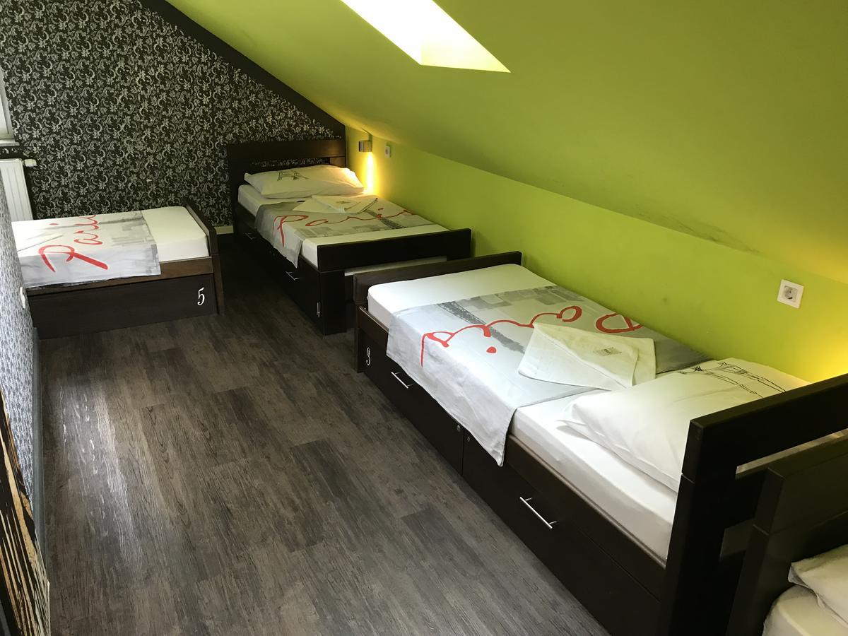 Hostel Paris Загреб Екстер'єр фото